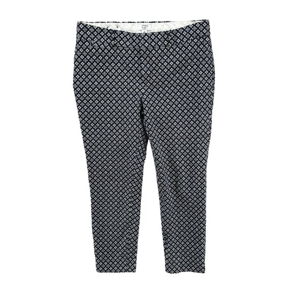 Crown Ivy Printed Ankle Pants Womens Black White Flat Front Stretch Size 8P - Picture 1 of 9